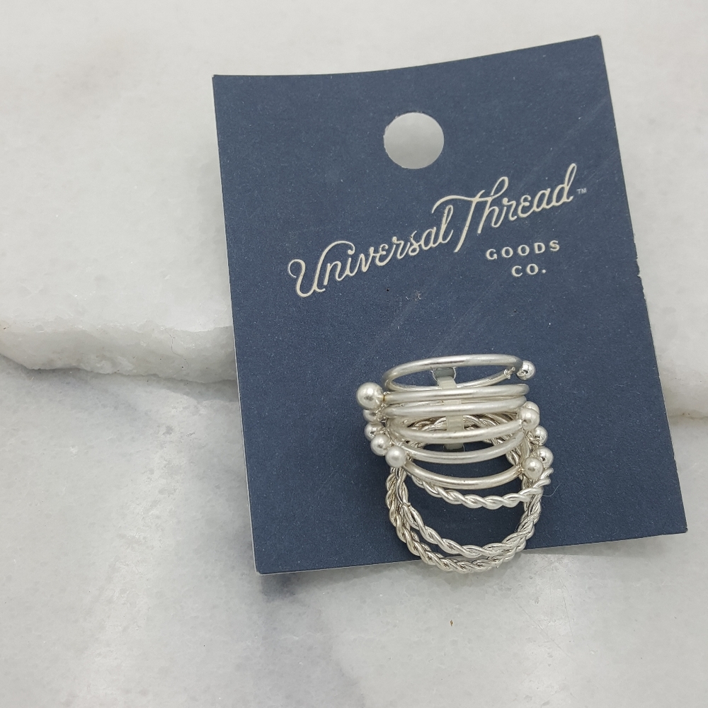 ✔️NWT A Group of Various Silver  Rings